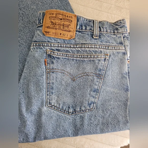 Levi's 550 Jeans - Picture 3 of 3